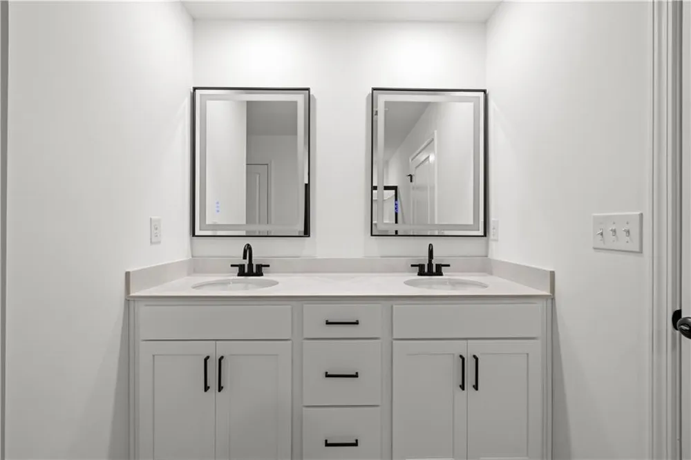 36 Nickel Drive #17 Newnan, GA 30265