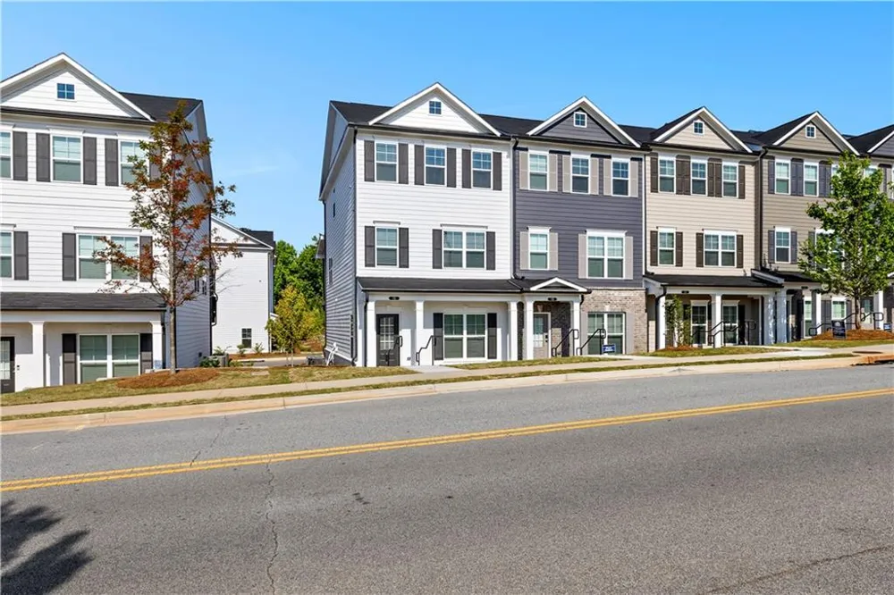 36 Nickel Drive #17 Newnan, GA 30265