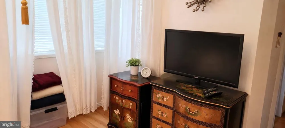 1 SCOTT CIRCLE NW #6 Washington, DC 20036