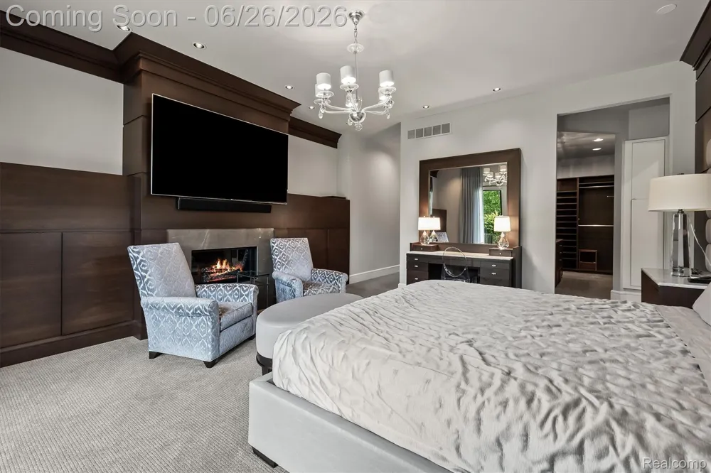 30442 S Greenbriar Road Franklin Village, MI 48025