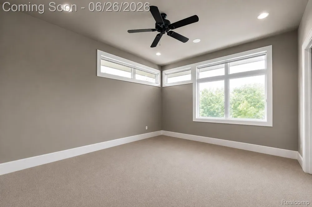 30442 S Greenbriar Road Franklin Village, MI 48025