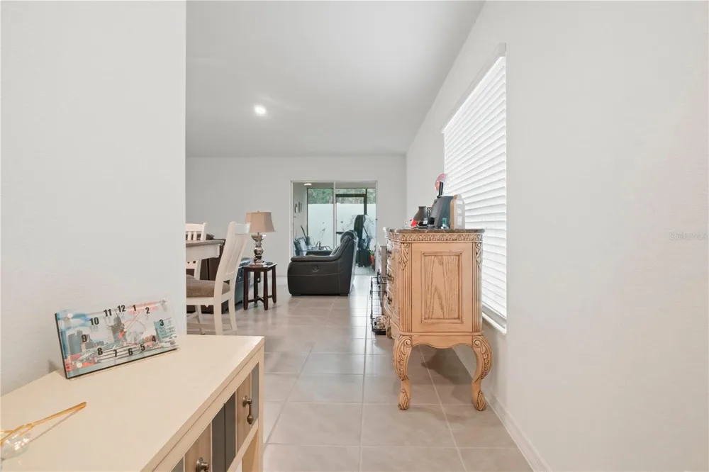 707 CHESTNUT LANE Auburndale, FL 33823
