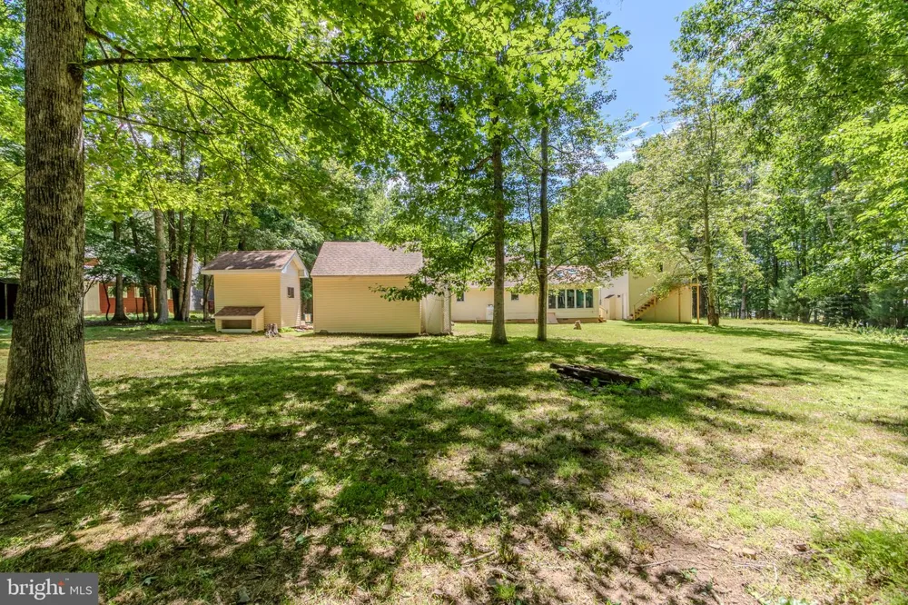 74 LAKE White Haven, PA 18661