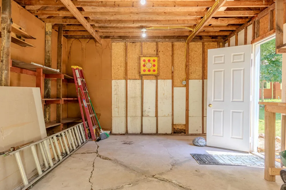 74 LAKE White Haven, PA 18661