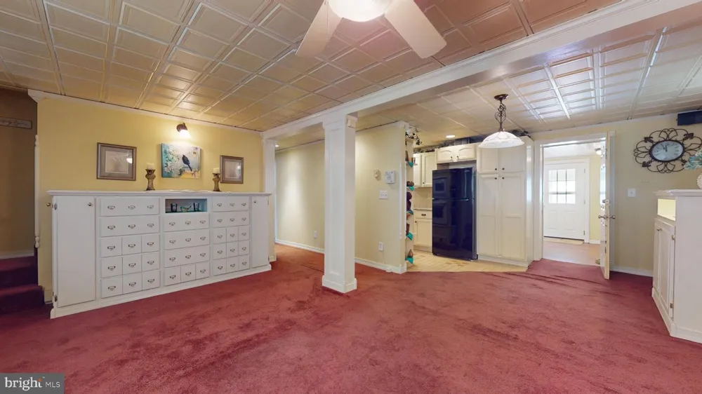 74 LAKE White Haven, PA 18661