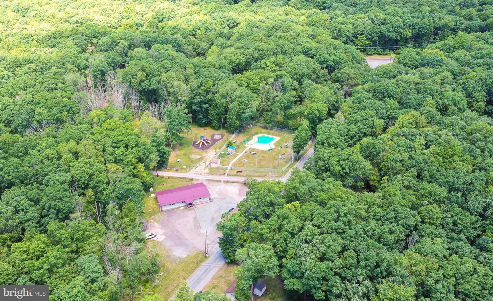 74 LAKE White Haven, PA 18661
