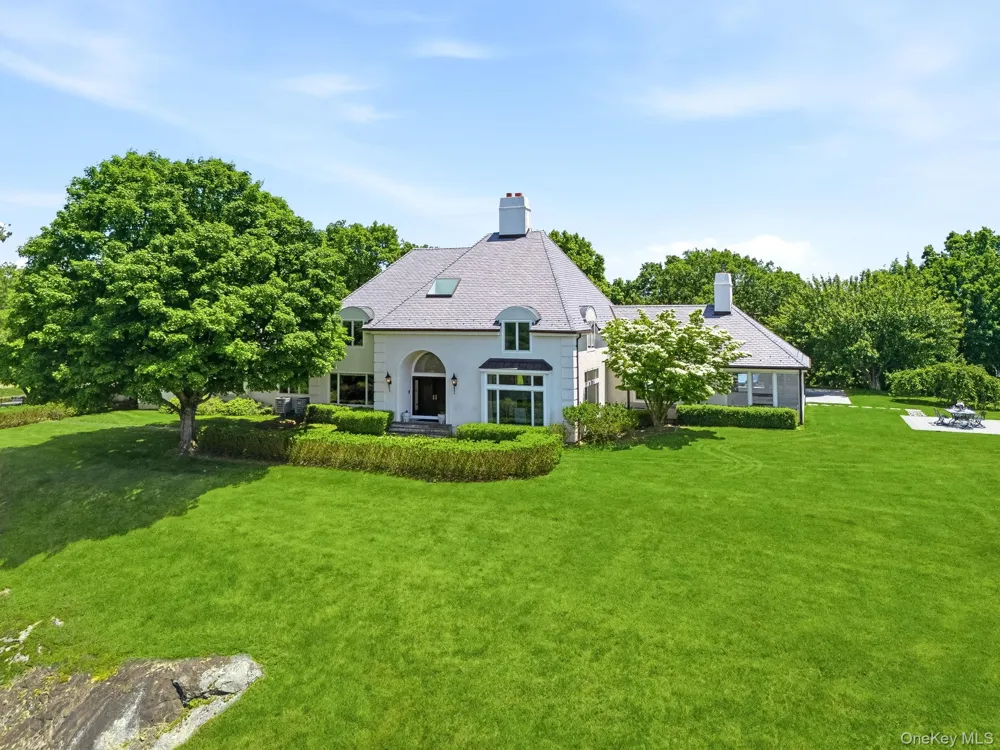 20 Meeting House Road Bedford Corners, NY 10549