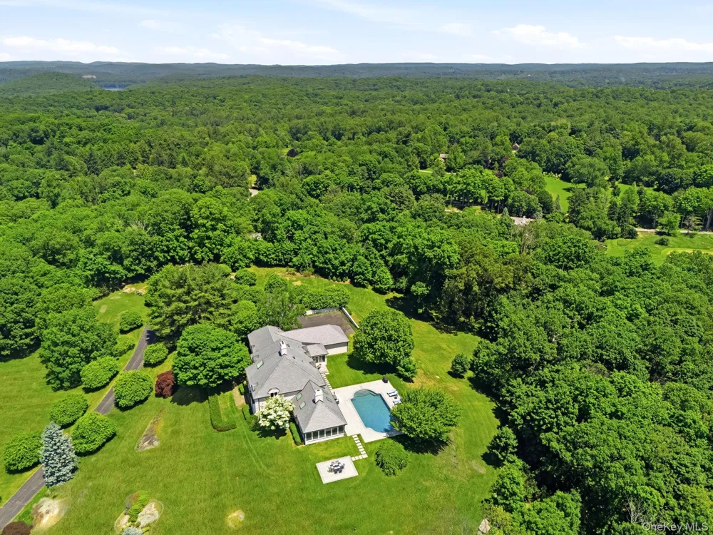 20 Meeting House Road Bedford Corners, NY 10549