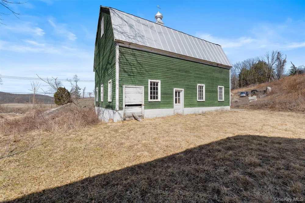 70 Barmore Road Lagrangeville, NY 12540