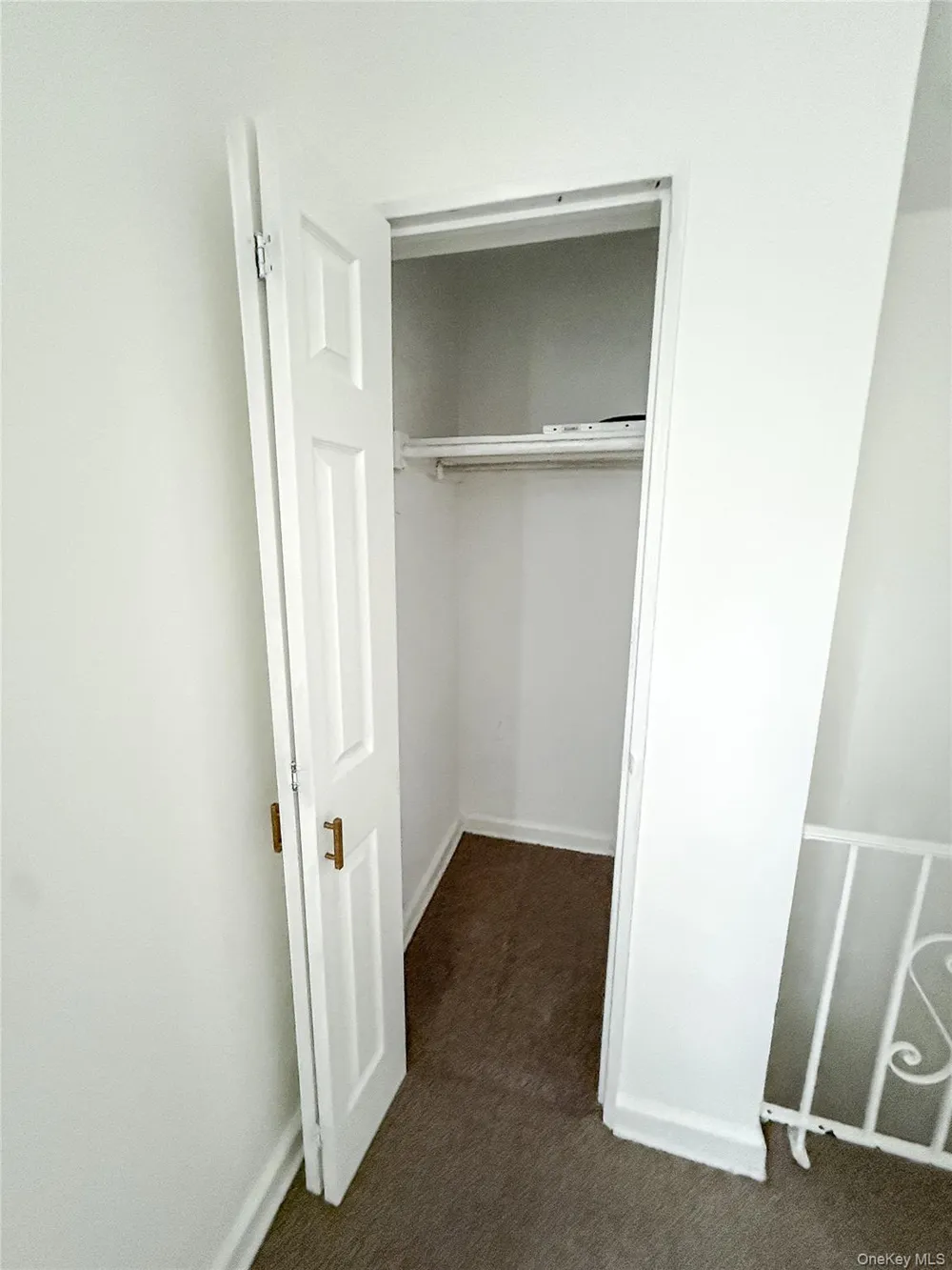 233-06 131 Avenue E 233-06 131 Avenue Avenue #2 Rosedale, NY 11422