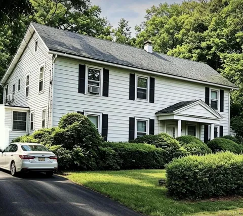 87 Susquehanna Avenue