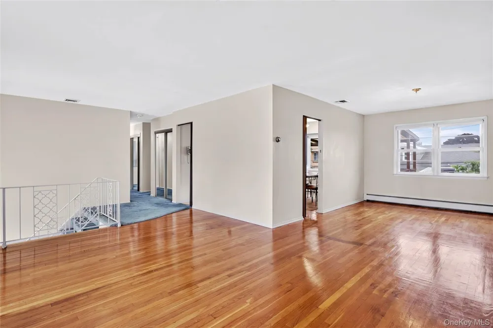 726 University Street Valley Stream, NY 11581