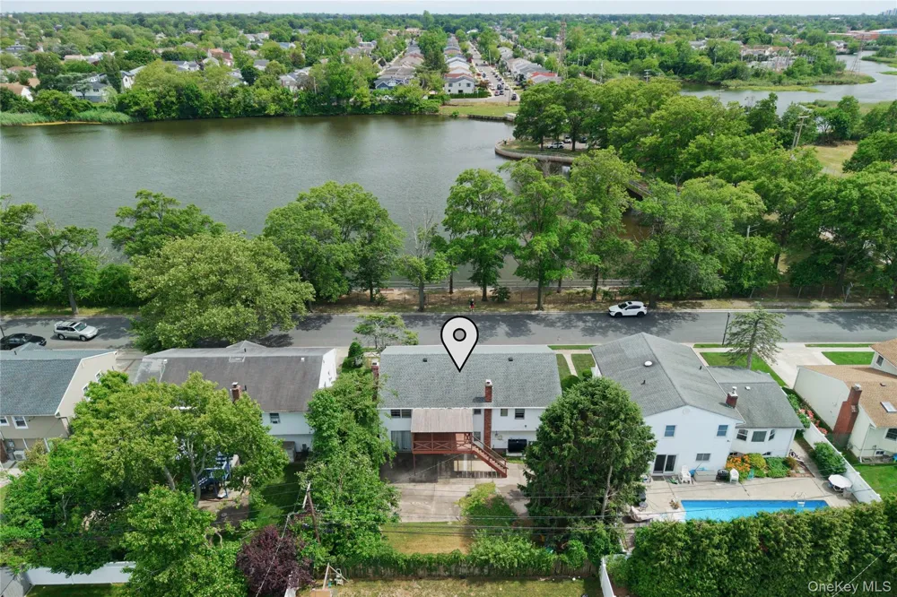 726 University Street Valley Stream, NY 11581