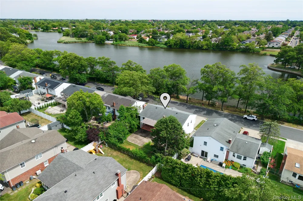 726 University Street Valley Stream, NY 11581