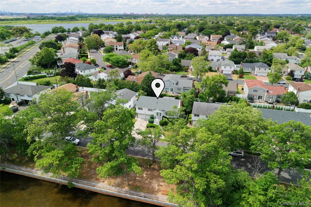 726 University Street Valley Stream, NY 11581