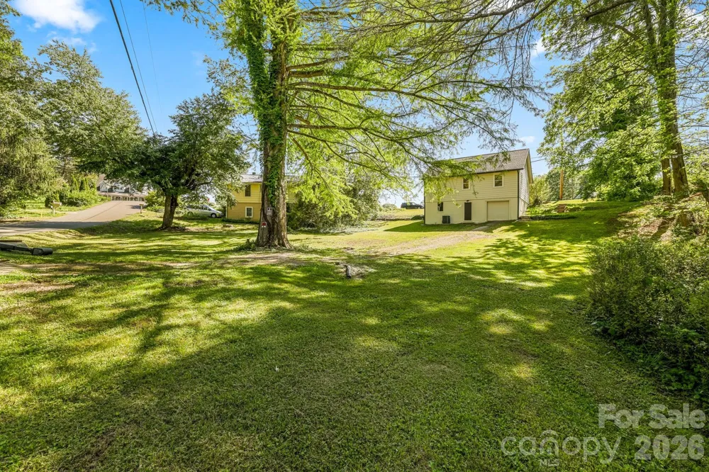 523 Harrison Avenue Franklin, NC 28734