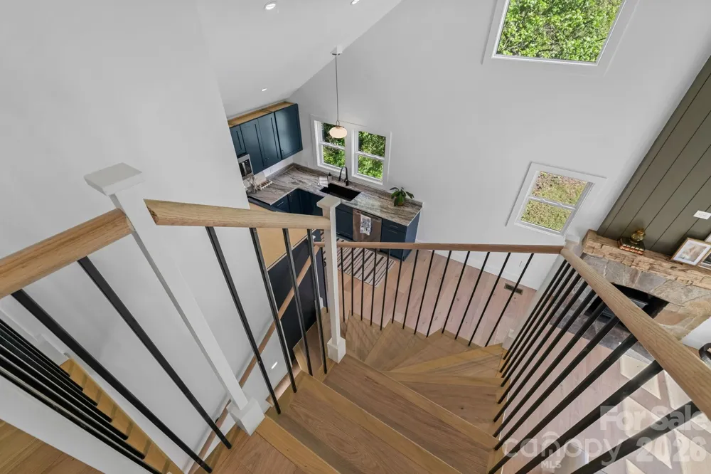 523 Harrison Avenue Franklin, NC 28734