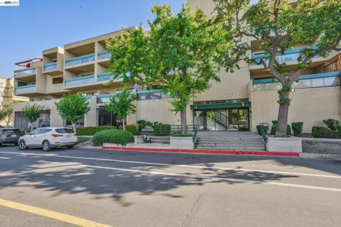 1771 Broadway Street #107