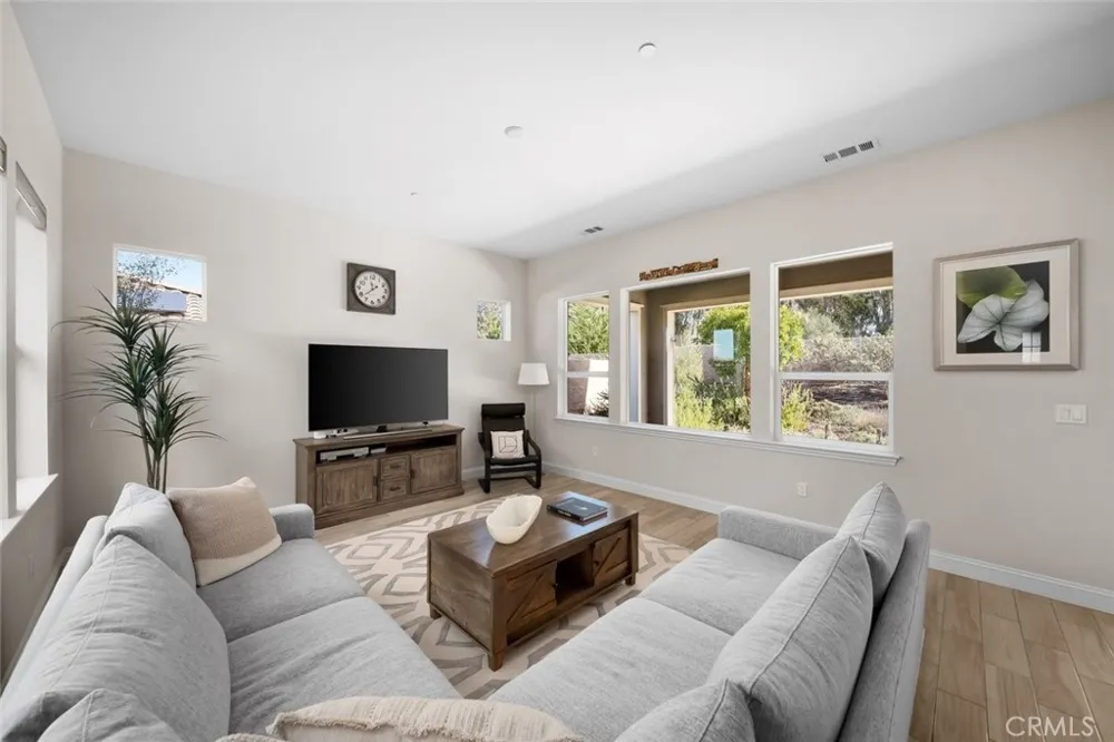 1066 Trail View Place Nipomo, CA 93444