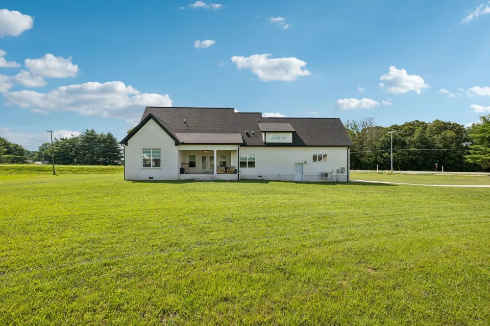 104 Aplin Branch Rd Cottontown, TN 37048
