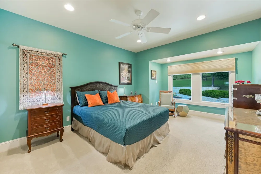 206 Las Lomas Drive West Lake Hills, TX 78746