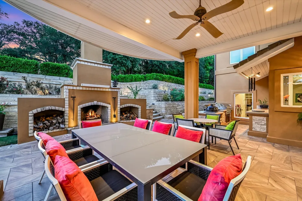 206 Las Lomas Drive West Lake Hills, TX 78746
