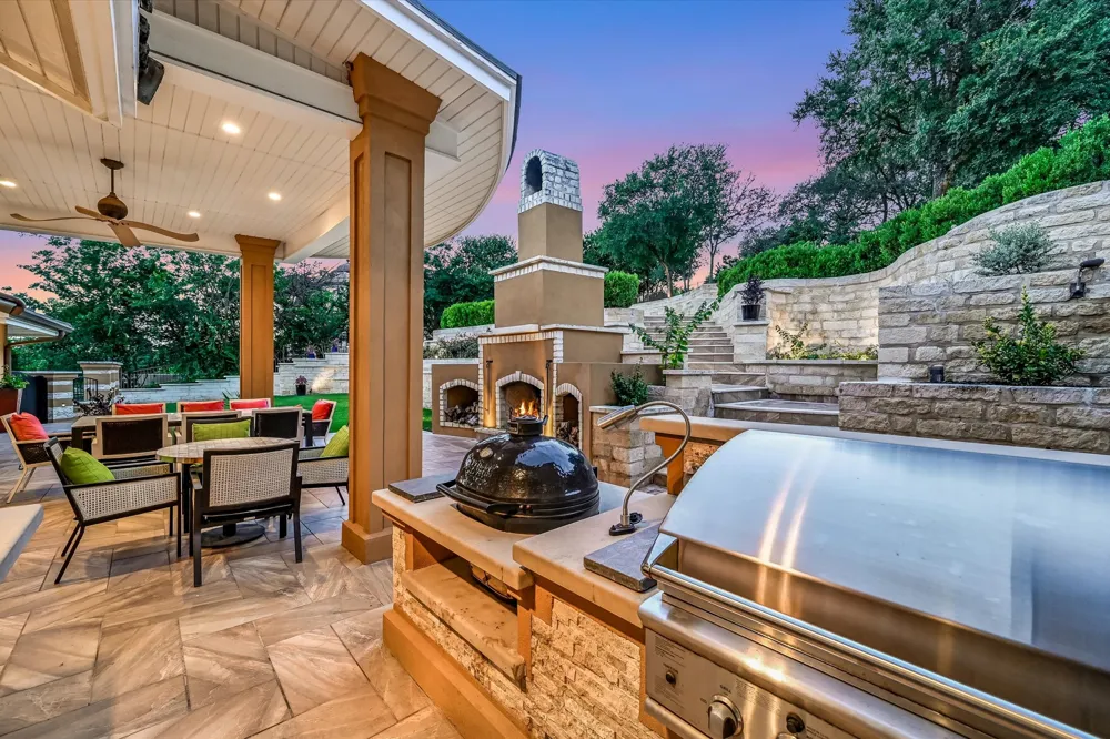 206 Las Lomas Drive West Lake Hills, TX 78746