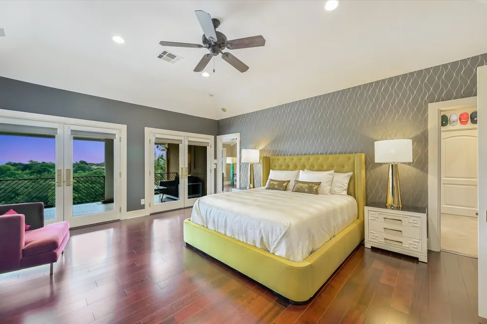 206 Las Lomas Drive West Lake Hills, TX 78746
