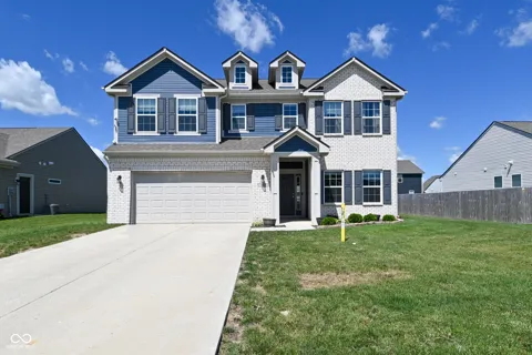 940 Sagittarius Avenue
