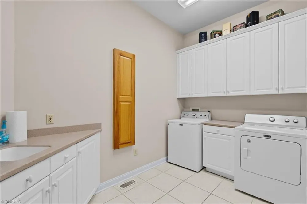 212 Spring Gap Run New London, NC 28127