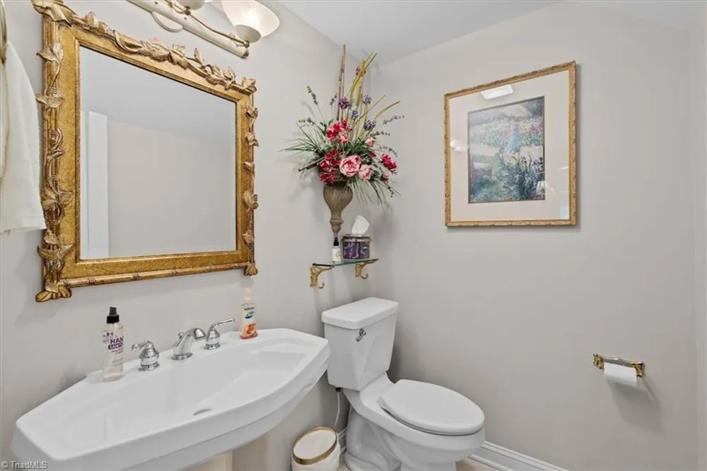 212 Spring Gap Run New London, NC 28127