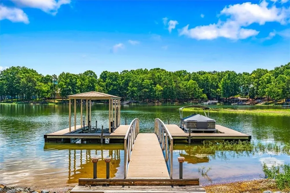 212 Spring Gap Run New London, NC 28127