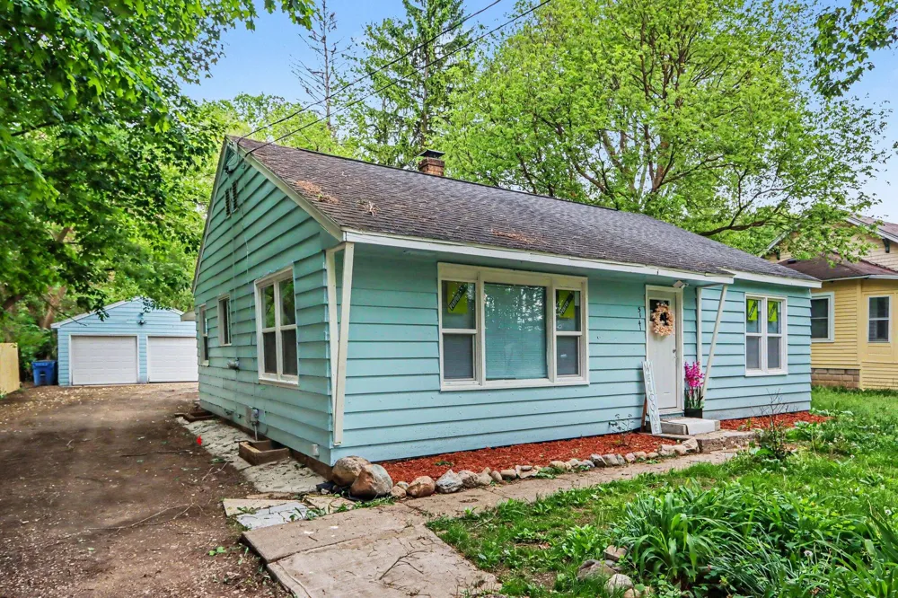 5141 Westnedge Avenue Cooper Charter Township, MI 49004