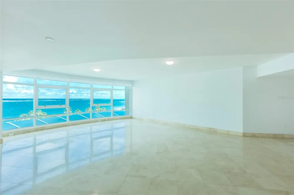 1052 ASHFORD AVENUE #8A San Juan, PR 00907