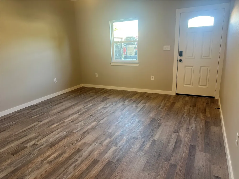 4914 TX 154 Yantis, TX 75497