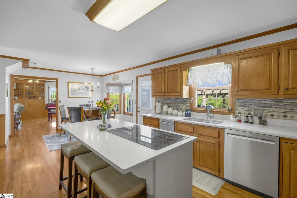 5230 Olden Porter Road Pendleton, SC 29670