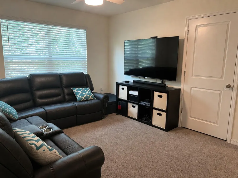 19007 NW 164TH ROAD High Springs, FL 32643