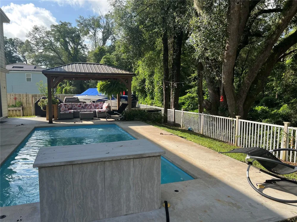 19007 NW 164TH ROAD High Springs, FL 32643