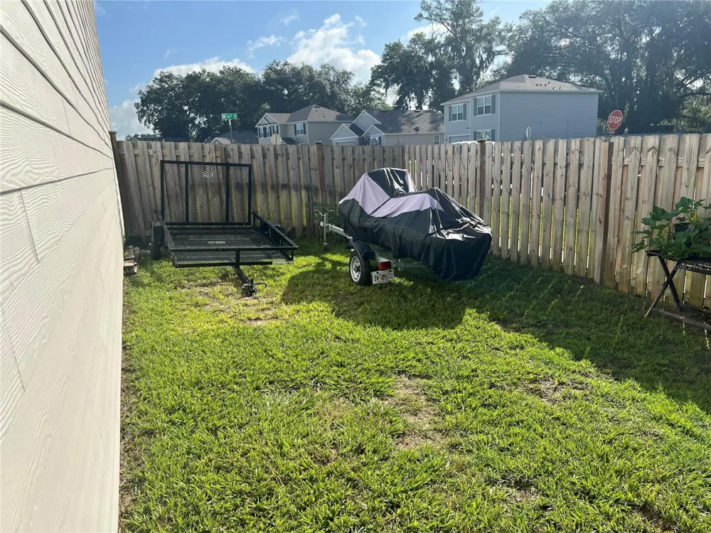 19007 NW 164TH ROAD High Springs, FL 32643