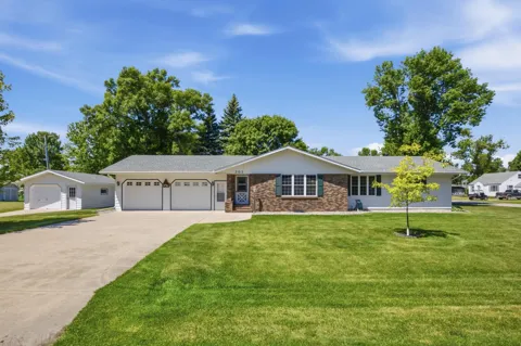 301 Mckinley Avenue W