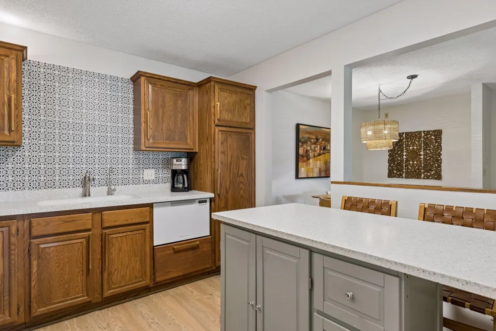 10540 43rd Avenue #111 Plymouth, MN 55442
