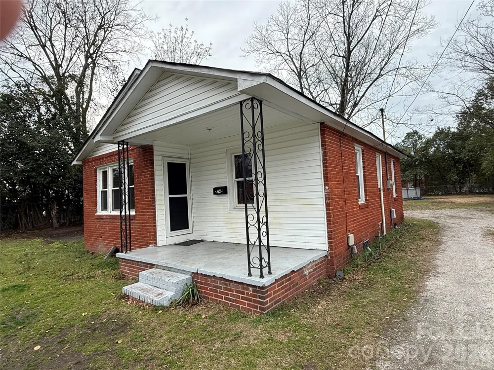 74 Victory Drive Cheraw, SC 29520