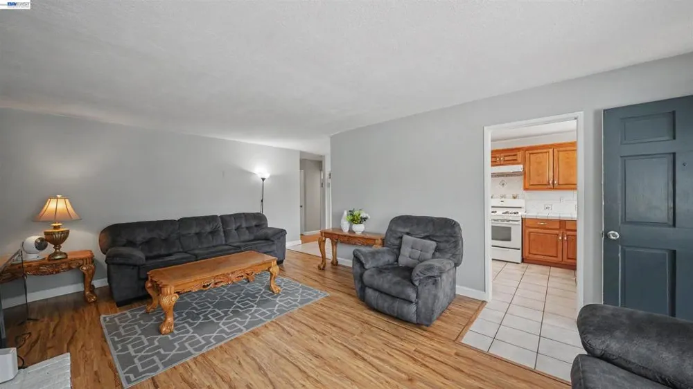 200 Riverside Pl Bay Point, CA 94565