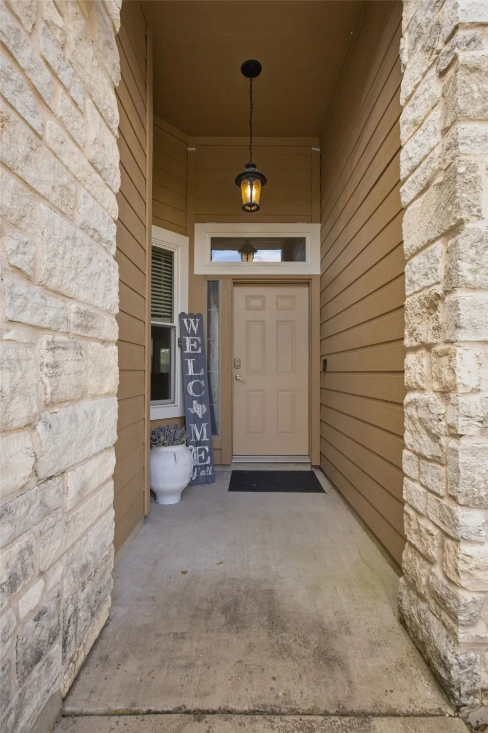 109 Cailin Court Burnet, TX 78611