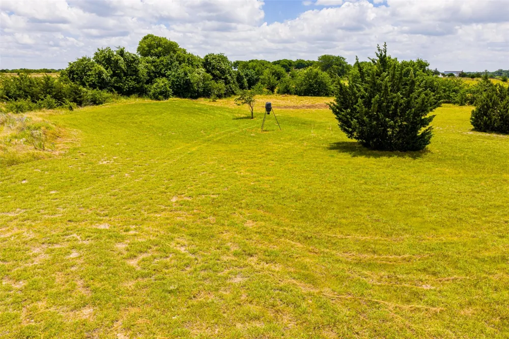 761 Dovie Lane Milford, TX 76670