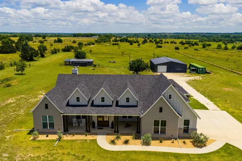 761 Dovie Lane