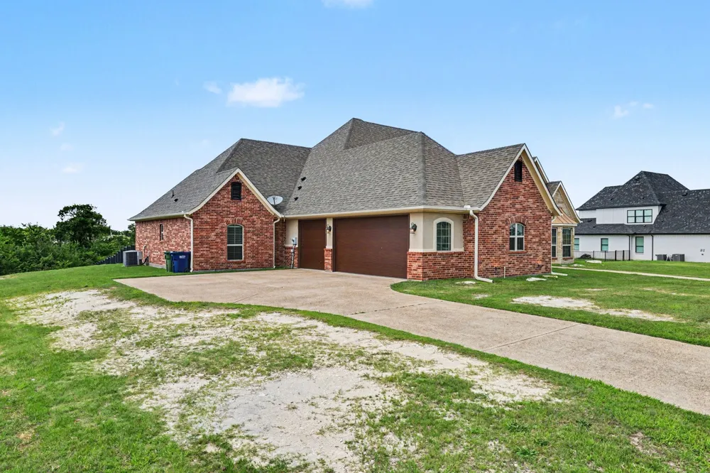 2016 Fox Bend Trace Gunter, TX 75058
