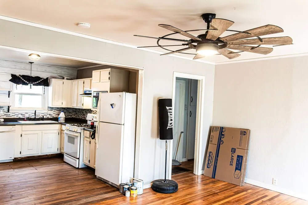325 NW Avenue I Hamlin, TX 79520