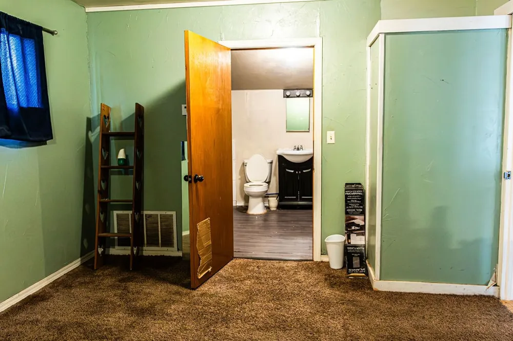 325 NW Avenue I Hamlin, TX 79520