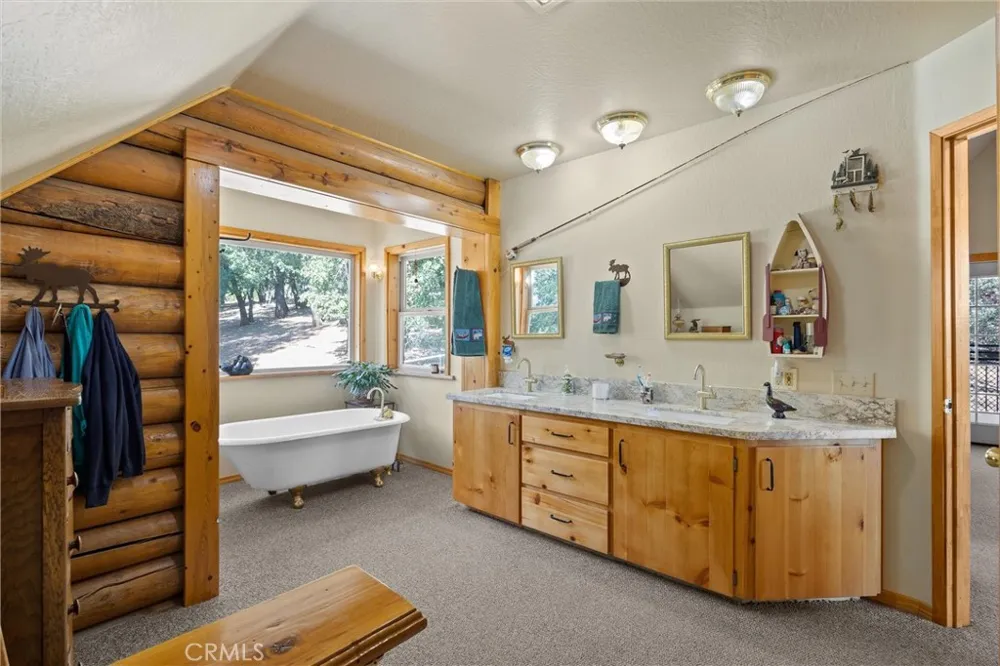 4592 Wendlis Road Forest Ranch, CA 95942